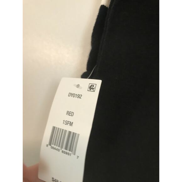 DKNY NEW Logo Stadium Scarf Tassel Fringe Black White Red Winter 68" x 8" WINTER - Picture 5 of 7